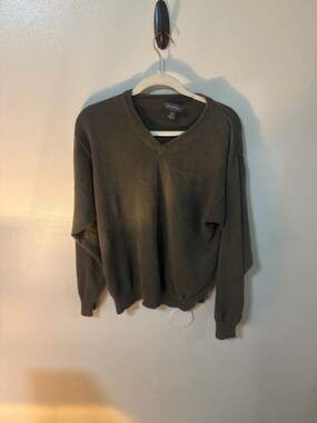 Vintage Eddie Bauer 100% Pima Cotton V-Neck Sweater Olive Green Medium